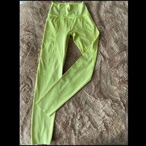 neon yellow aerie athletic leggings